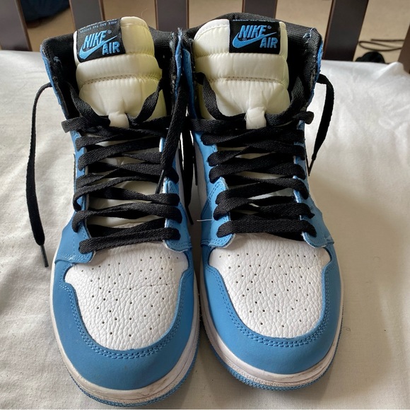 Jordan 1 Retro High OG University Blue - Picture 1 of 4